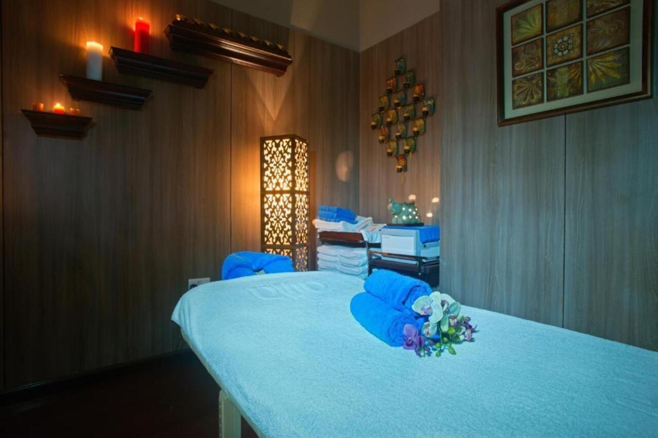 Ayla Hotel Al Ain Ngoại thất bức ảnh