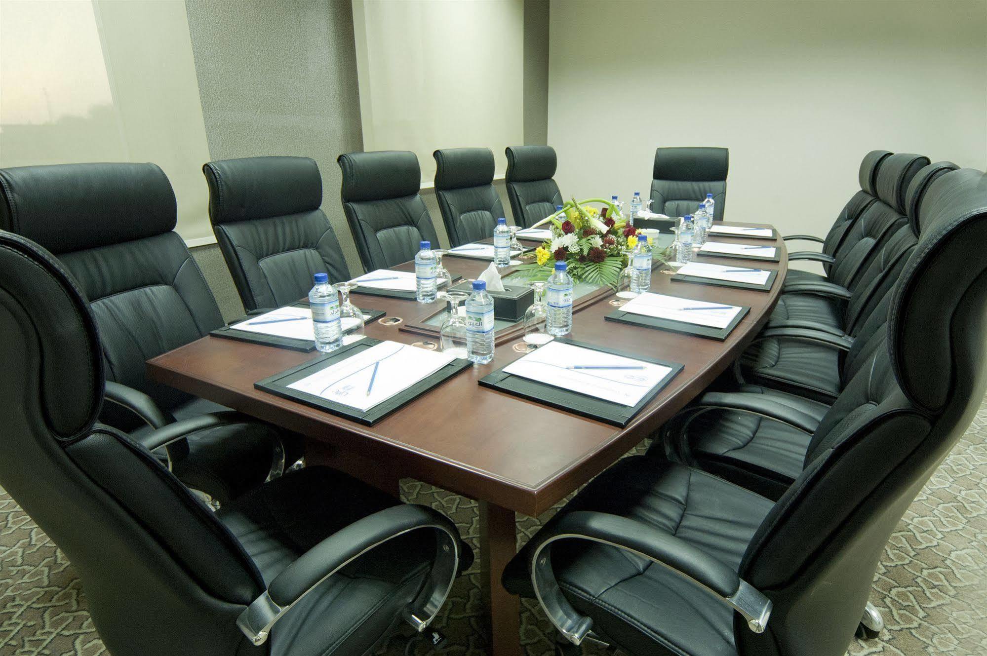 Ayla Hotel Al Ain Ngoại thất bức ảnh